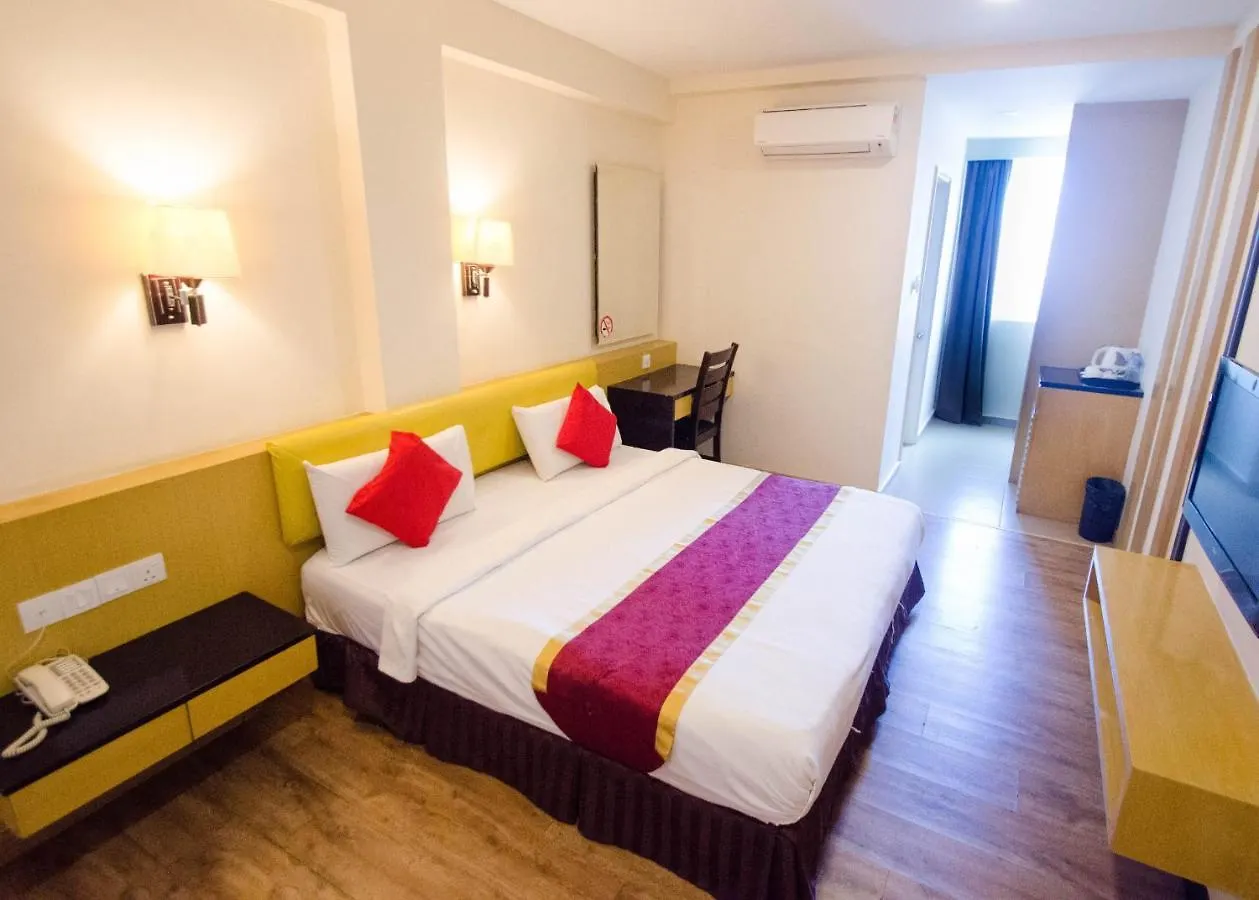 Grand Eastern Hotel Sdn Bhd 亞庇 2*,  马来西亚